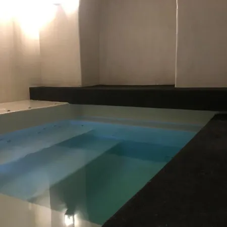 Porto Villa Fira (Santorini)