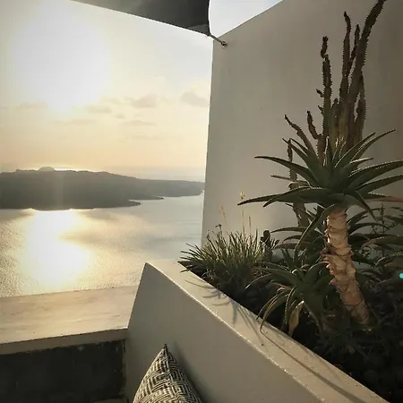 Porto Villas * Fira (Santorini)